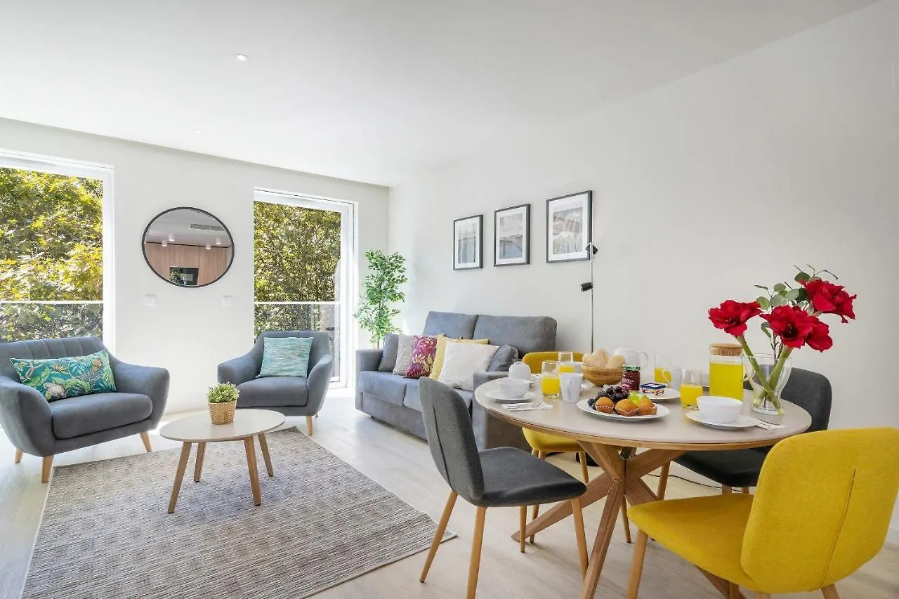 Modern & Stylish Apartment In Av. Da Liberdade By Lovelystay Lisboa