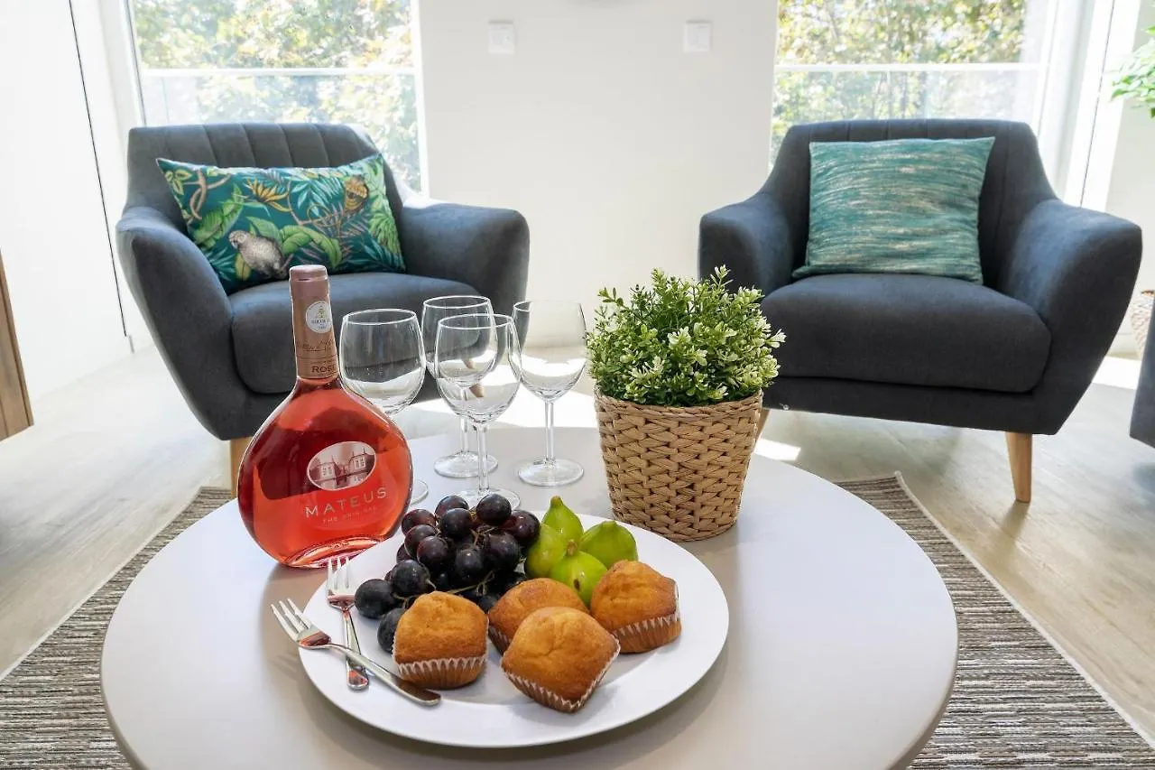 Modern & Stylish Apartment In Av. Da Liberdade By Lovelystay Lisboa