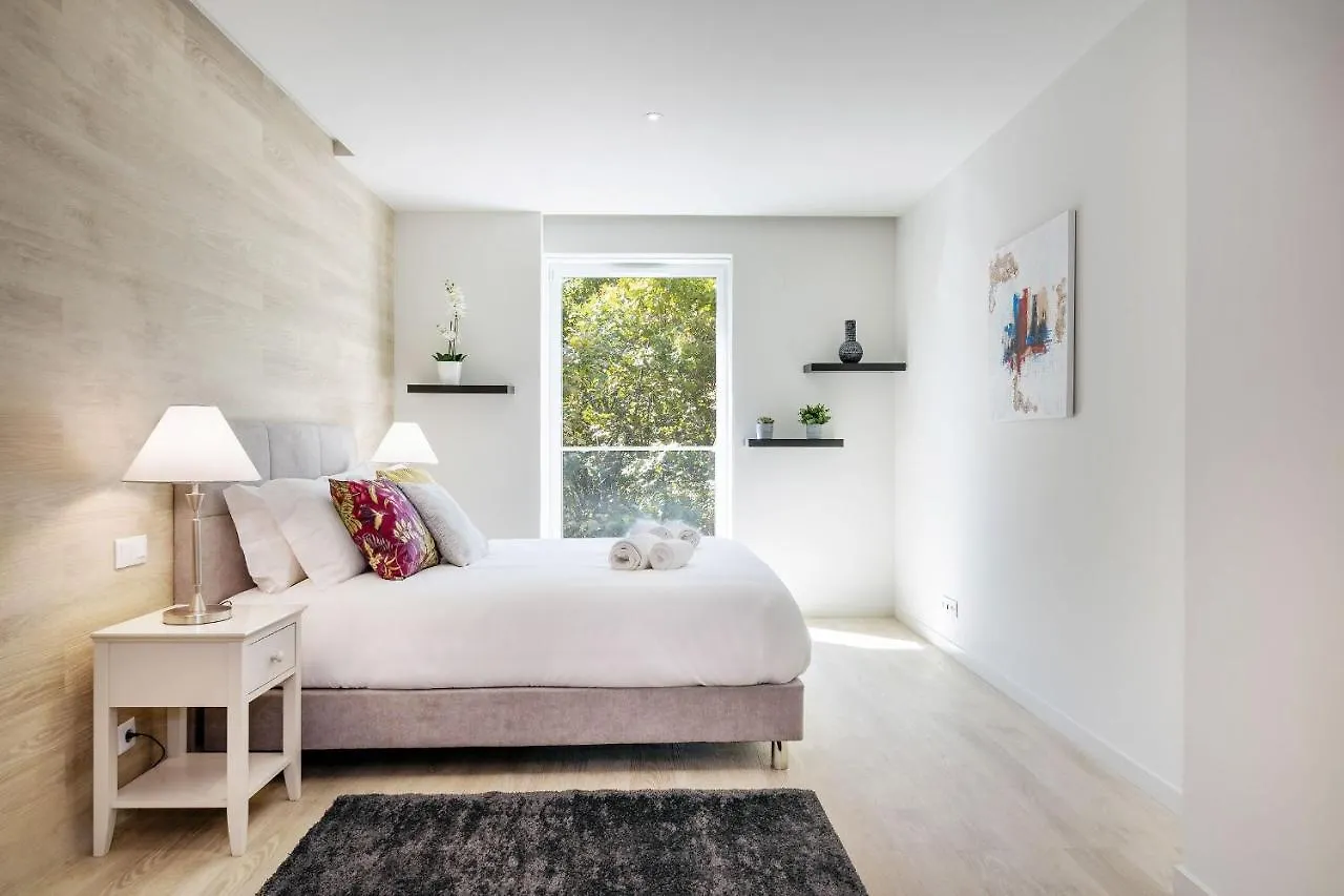 Modern & Stylish Apartment In Av. Da Liberdade By Lovelystay Lisboa