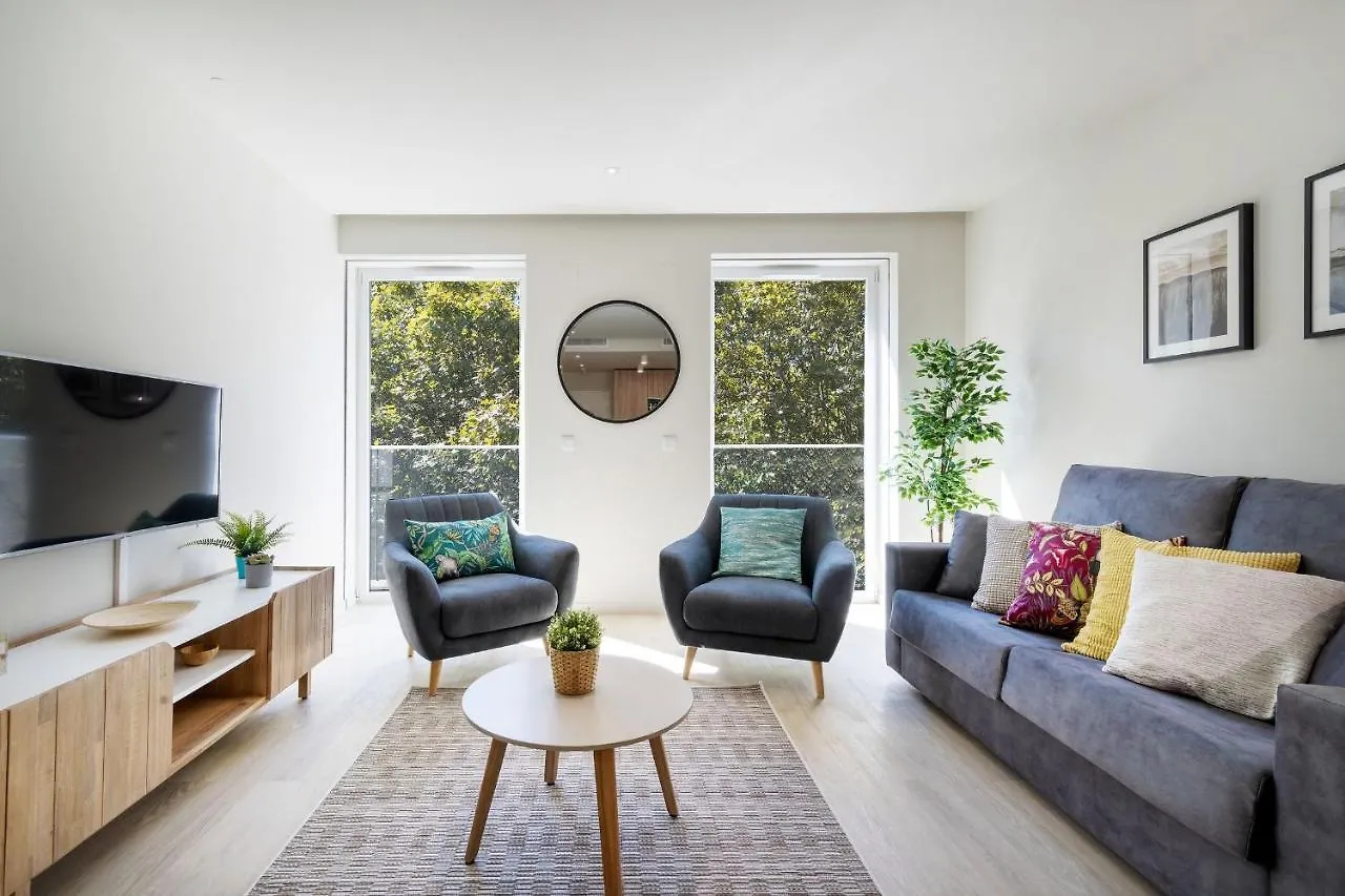 Modern & Stylish Apartment In Av. Da Liberdade By Lovelystay Lisboa