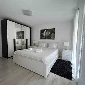  Apartamento Typical Bica